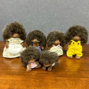 Calico critters, Pickleweed Hedgehog family.